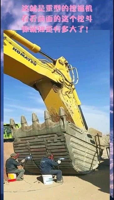 重型挖掘機 從挖斗到油缸，感受工業巨獸的力量